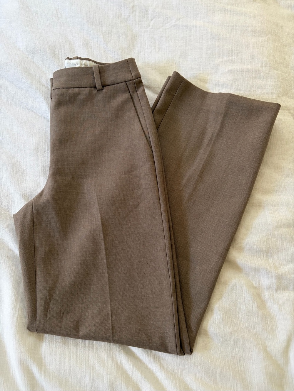 Aritzia Babaton Agency Eversential Pants - Picture 9 of 10